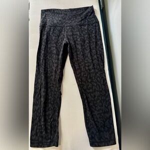 lululemon athletica Black Tonal Leopard Track Joggers-Size 8